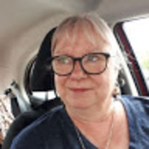 Meet your Posher, Debra